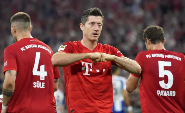 Robert Lewandowski w jedenastce "Kickera". Jako jedyny z piłkarzy Bayernu
