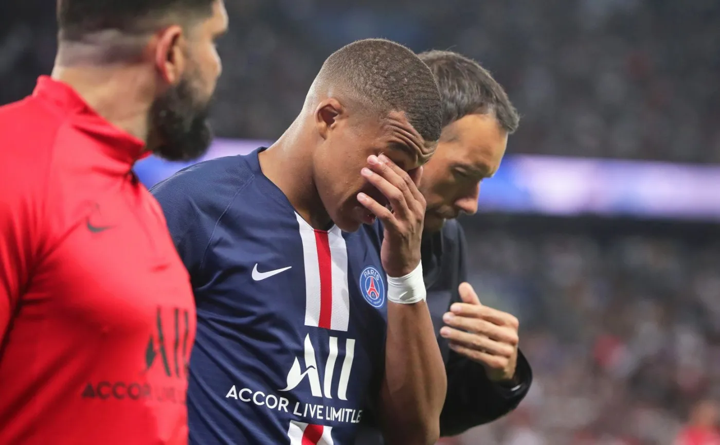 Kontuzjowany Mbappe