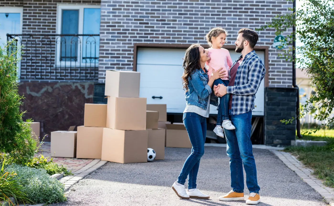 Prawie połowa polskiej klasy średniej nie ma żadnych oszczędności. Tak jej członkowie odstają od stereotypu [RAPORT]