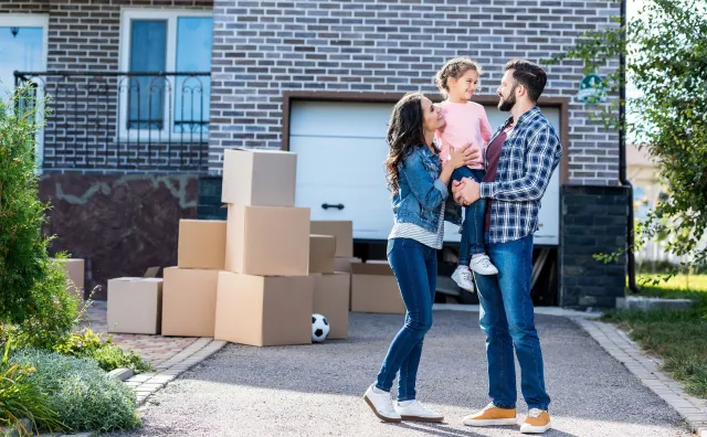 Prawie połowa polskiej klasy średniej nie ma żadnych oszczędności. Tak jej członkowie odstają od stereotypu [RAPORT]