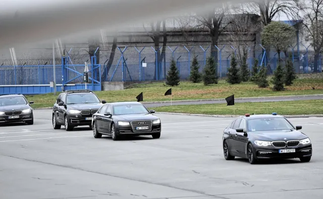SOP zataił stłuczkę? W jednym z aut miał przebywać prezydent Duda