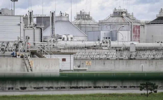 Trzaskowski do dymisji po kolejnej awarii? Schetyna: Mam nadzieję, że nie ma takich pomysłów