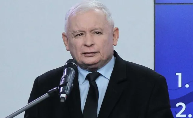 Kaczyński: Na wsi zniknęło kupowanie "na zeszyt" i to jest załatwienie poważnego problemu społecznego