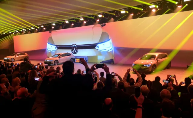 Nowy Volkswagen Golf to trzęsienie ziemi. Oto ósma generacja króla kompaktów [RELACJA z Wolfsburga]