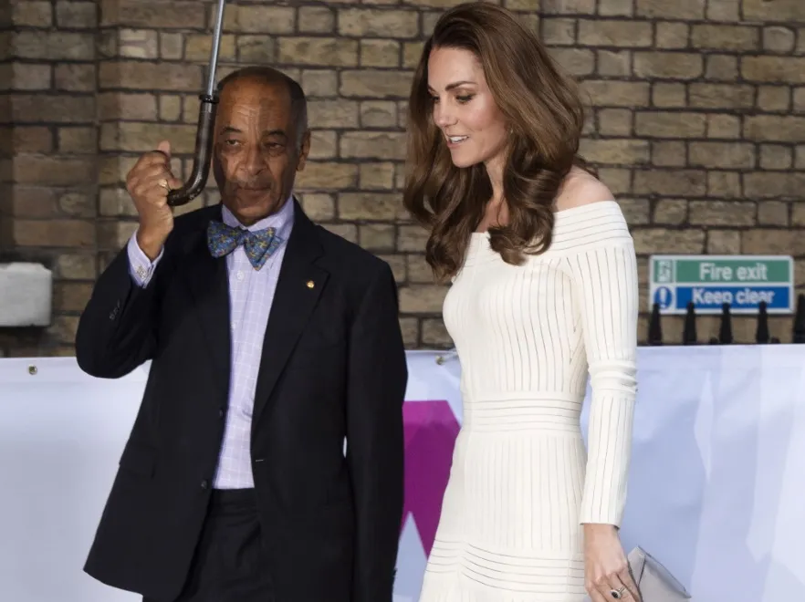 Księżna Catherine olśniewa w każdym calu, a w Sieci piszą, że źle wygląda na twarzy. Gdzie leży prawda? FOTO