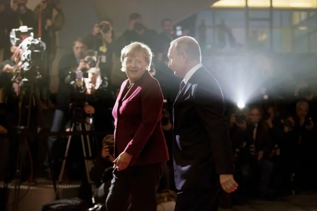 "FT": słabnąca władza Merkel to problem dla Europy