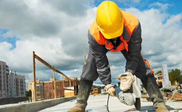 Przedsiębiorstwa nowymi etatami stoją. Jest praca w handlu, przemyśle przetwórczym i budownictwie