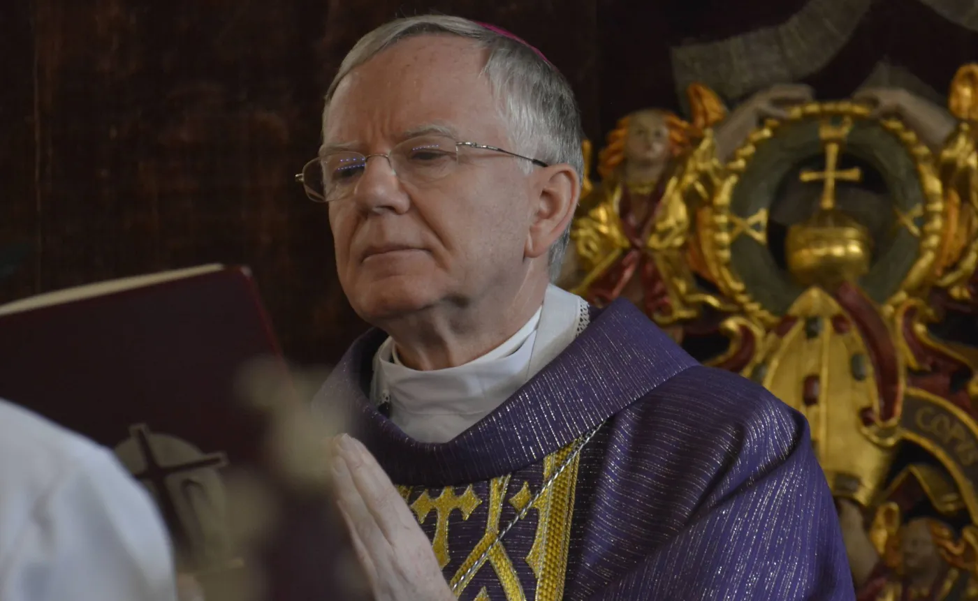 Abp Jędraszewski o tragedii smoleńskiej: Jej okoliczności ciągle niewyjaśnione