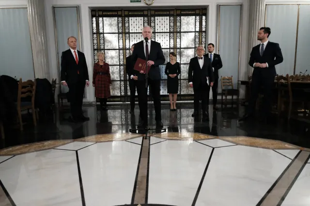 List "legend Solidarności" do Gowina napisano... w TVP? Gwiazda się wygadał