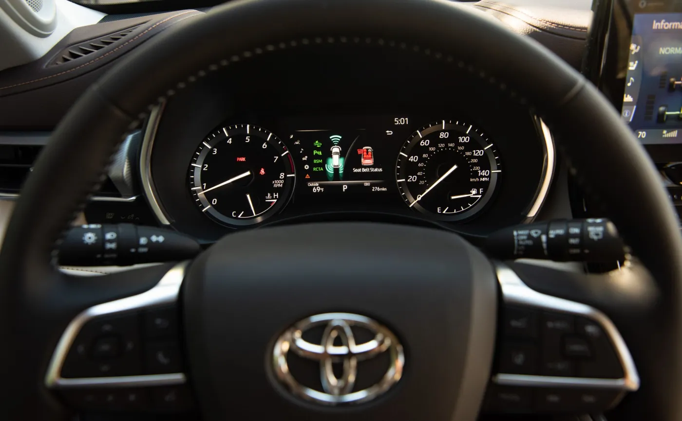 toyota-highlander-27919391.jpg