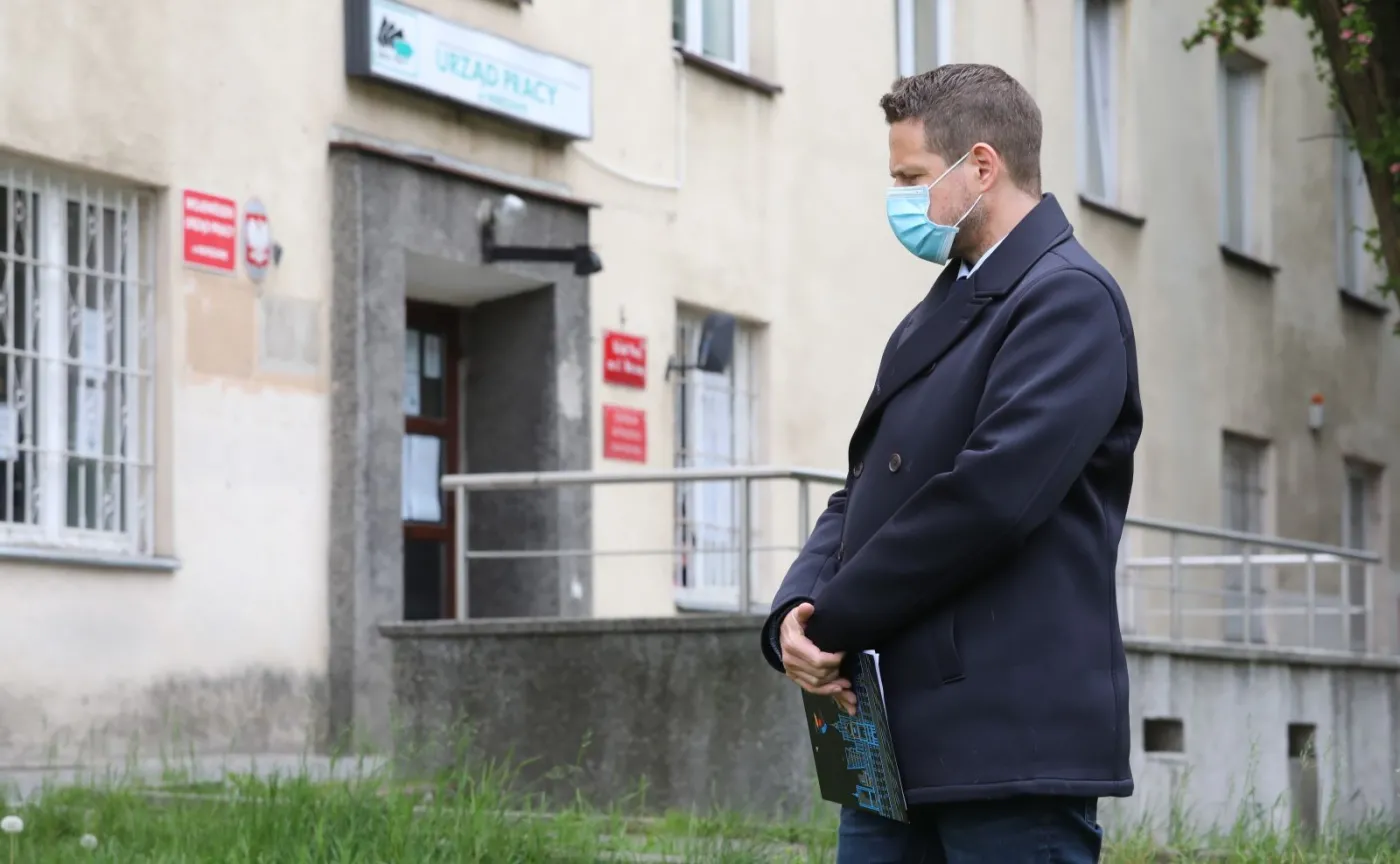 Ostra krytyka pod adresem Trzaskowskiego. "Zastał Warszawę zreprywatyzowaną, a zostawi rozgrzebaną"