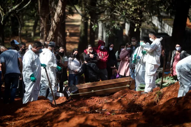Duży wzrost liczby zakażeń w Brazylii. Więcej infekcji tylko w Rosji i w USA
