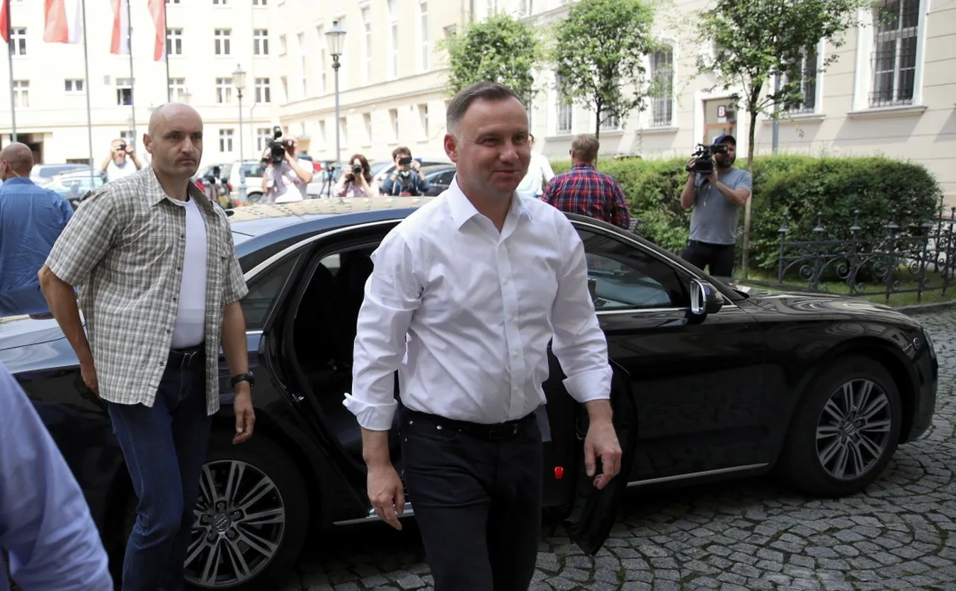 Duda zapowiada wypłaty dla poszkodowanych w powodziach. Ile można dostać? [WIDEO]