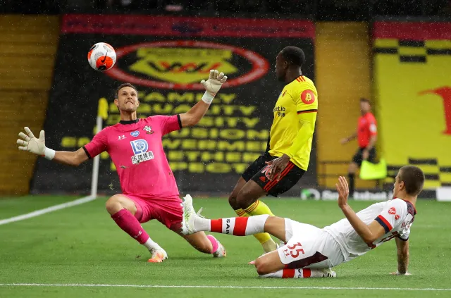 Bednarek trafił do własnej bramki. Southampton prawie pewny utrzymania w Premier League