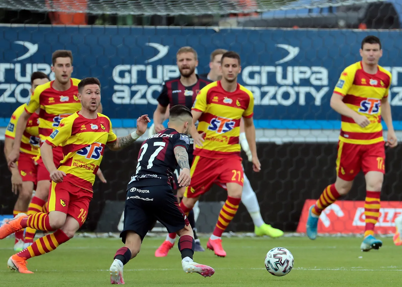 Pogoń prowadziła 2:0, ale zwycięstwo straciła w doliczonym czasie gry