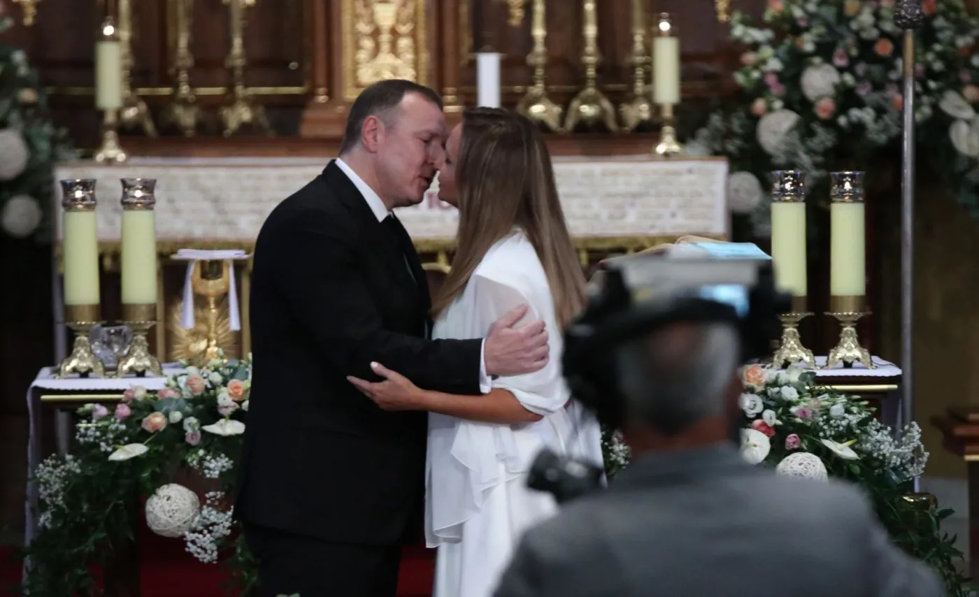 Ślub Jacka i Joanny Kurskiej w Łagiewnikach. Wśród gości m.in. prezes PiS [FOTO]
