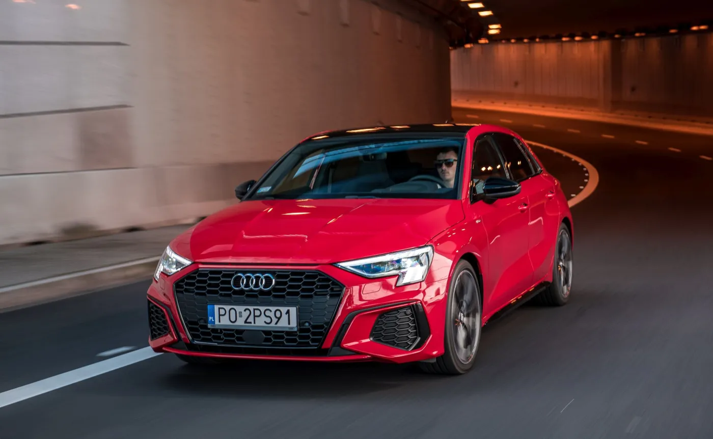 Audi A3 nowej generacji to cyfryzacja w jedwabiu. Jak jeździ? Ile spala? Sprawdziliśmy