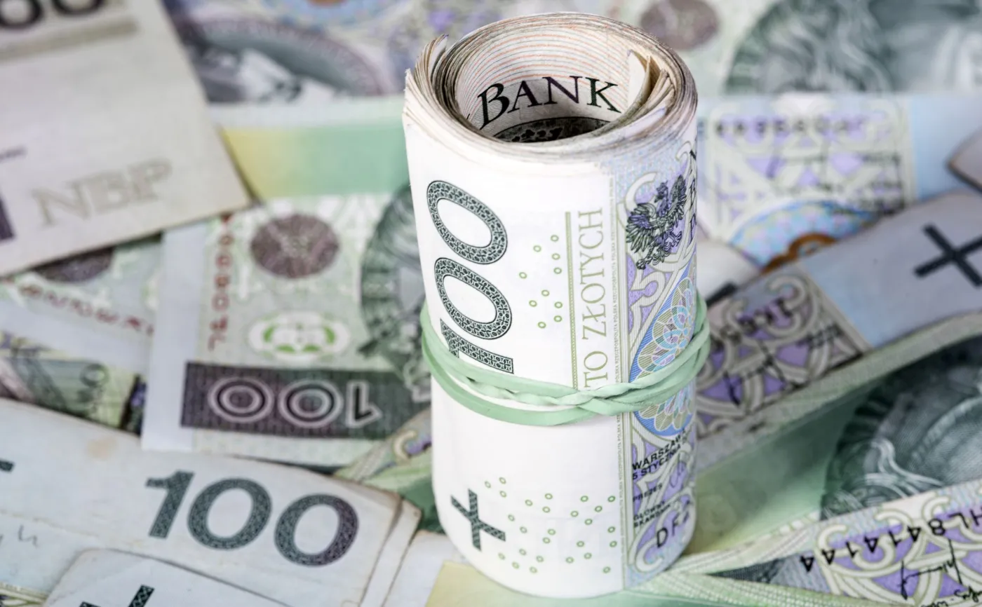 Emigranci przysyłają pieniądze i reperują budżet. Ale Ukraińcy już ich przebili