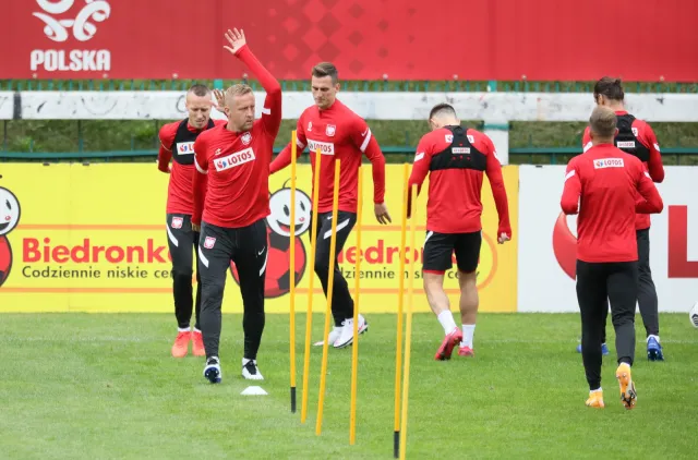 Kadra trenowała bez Zielińskiego, ale na mecz ma być gotowy