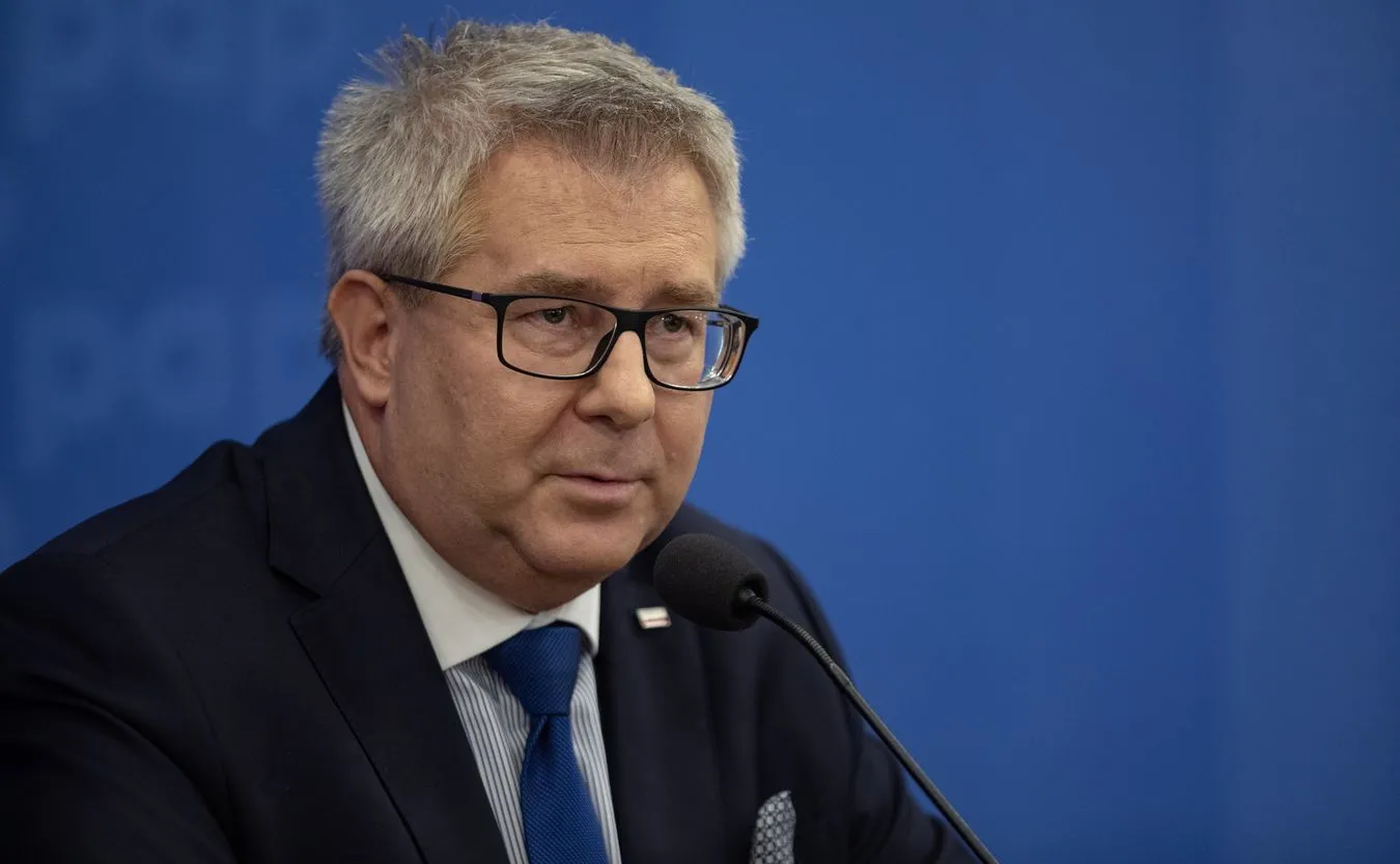 Czarnecki drwi z Trzaskowskiego: Ekipa nazywana przez wielu klaunami urządza festiwal klaunów