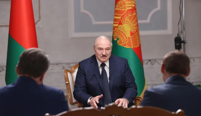 Łukaszenka o protestujących: Są jak faszyści, którzy chowali się za kobietami i dziećmi