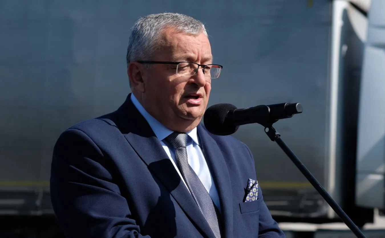 Minister Infrastruktury: Nie wiem, co się stało, że program Mieszkanie+ nie ruszył