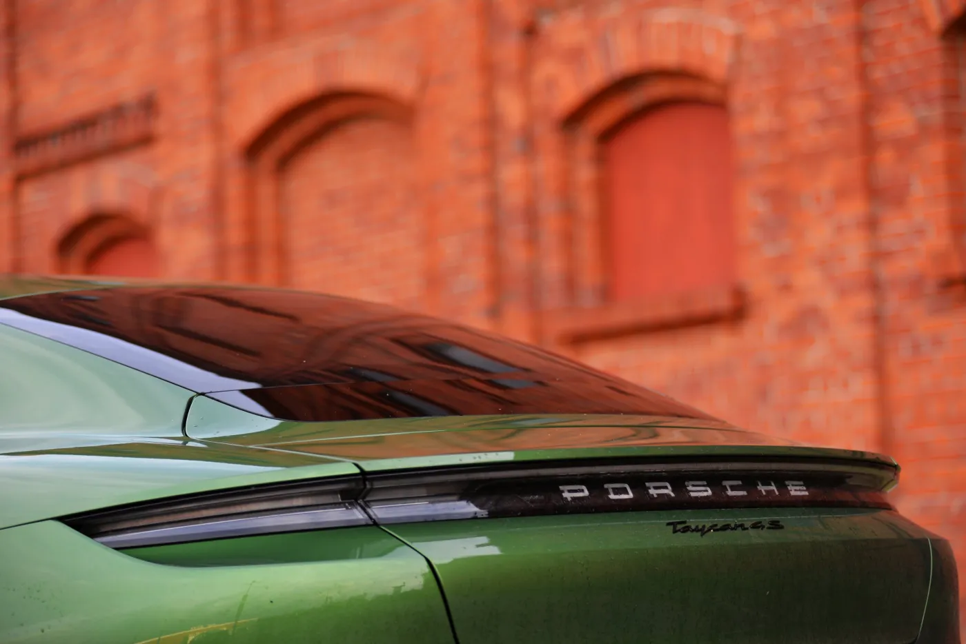 porsche-taycan-4s-28205827.jpg