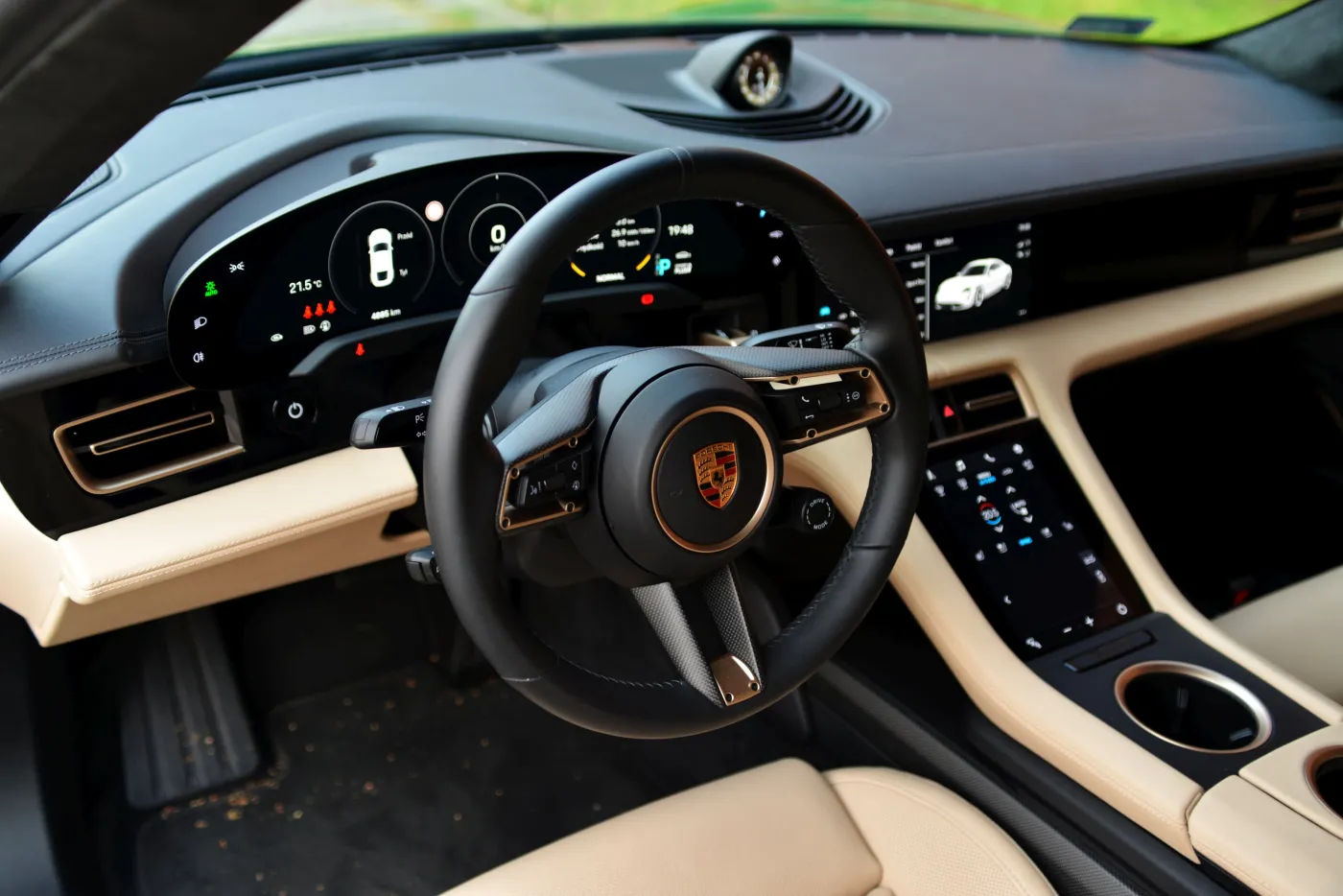 porsche-taycan-4s-28205847.jpg