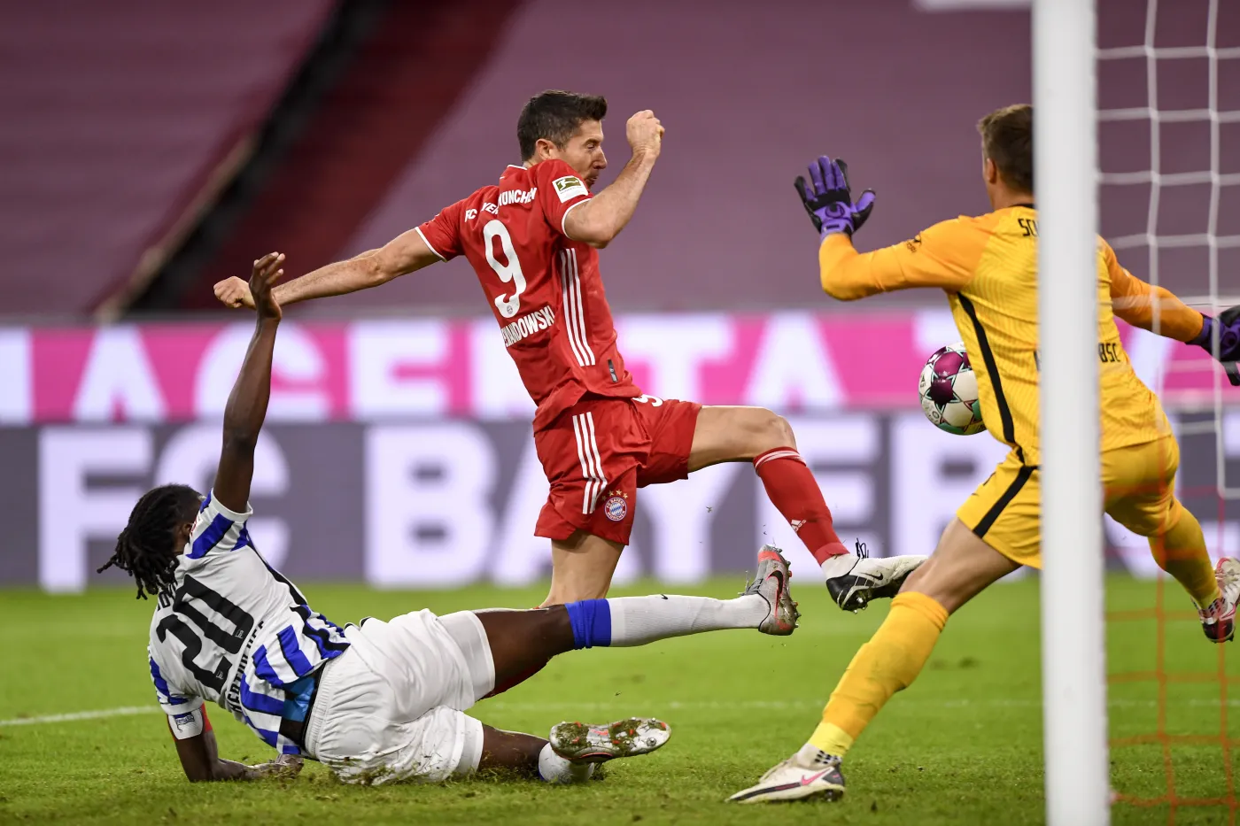 Robert Lewandowski najlepszym piłkarzem kolejki w Bundeslidze według "Kickera"