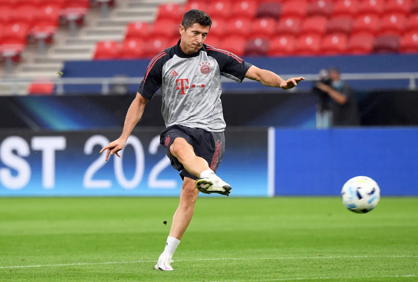 Robert Lewandowski dziś może zdobyć 21. trofeum w karierze