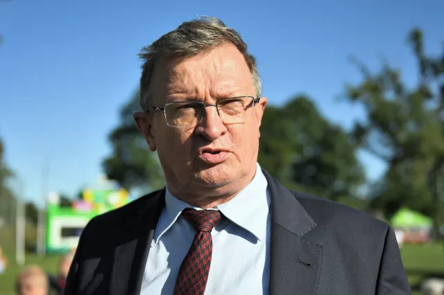 Cymański: Czarnek jest mniejszością, a ja bronię wszelkich odmienności