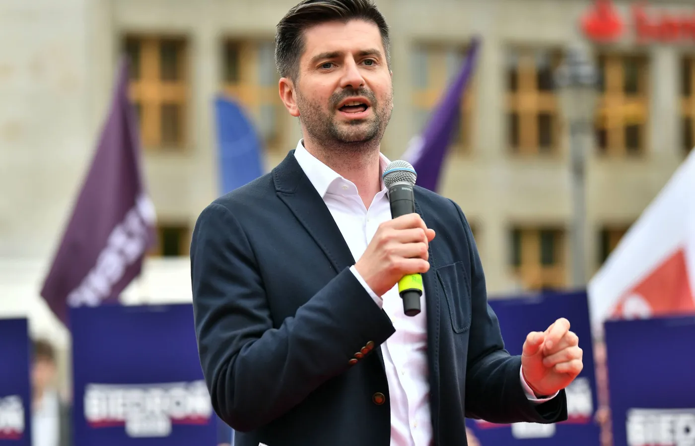 Wiceszef klubu Lewicy Krzysztof Śmiszek zakażony koronawirusem