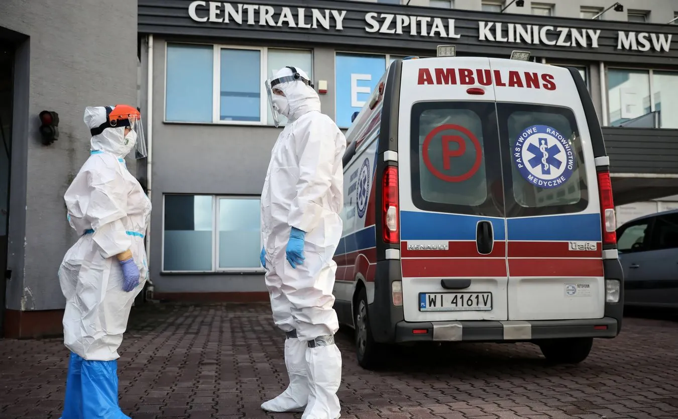 System służby zdrowia nie wytrzymuje. Wstrząsające relacje ratowników