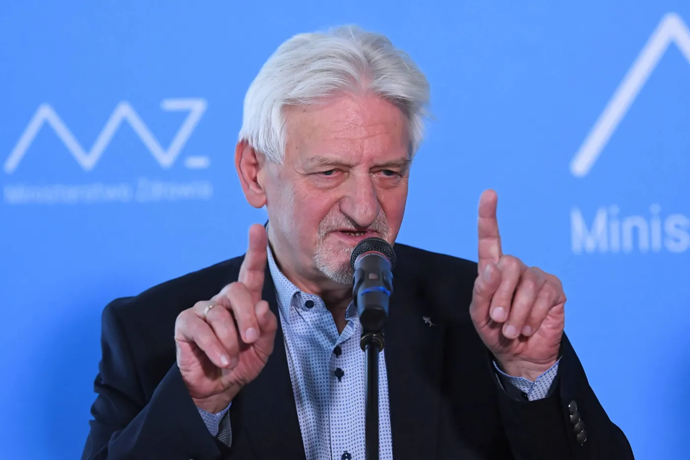 Doradca premiera: 10 tys. zachorowań dziennie to górna granica systemu