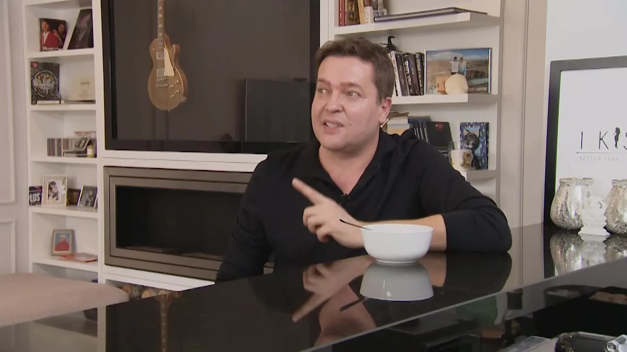 Robert Kudelski i jego metamorfoza. Ile kilogramów schudł aktor? [WIDEO]