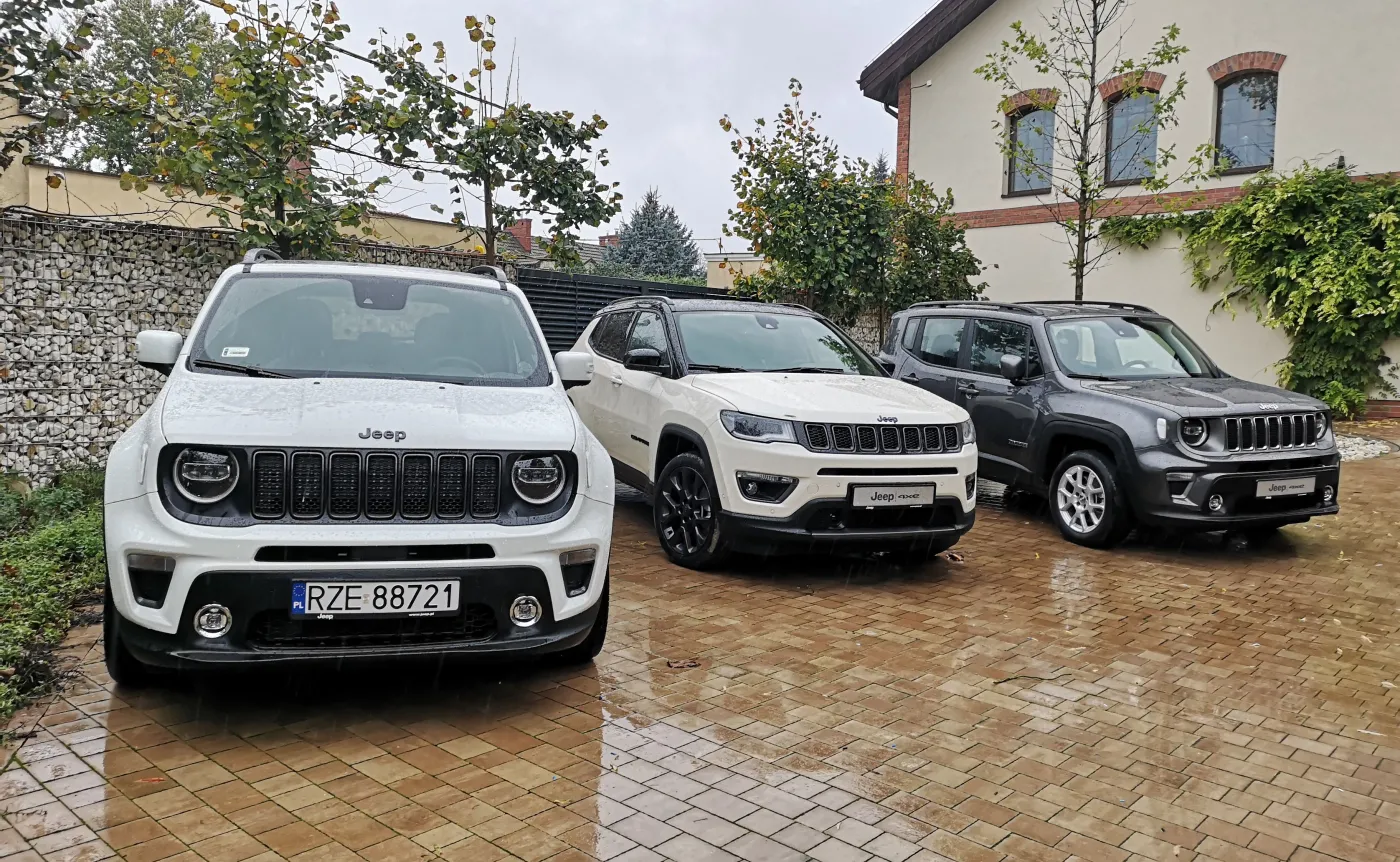 jeep-renegade-4xe-28274511.jpg