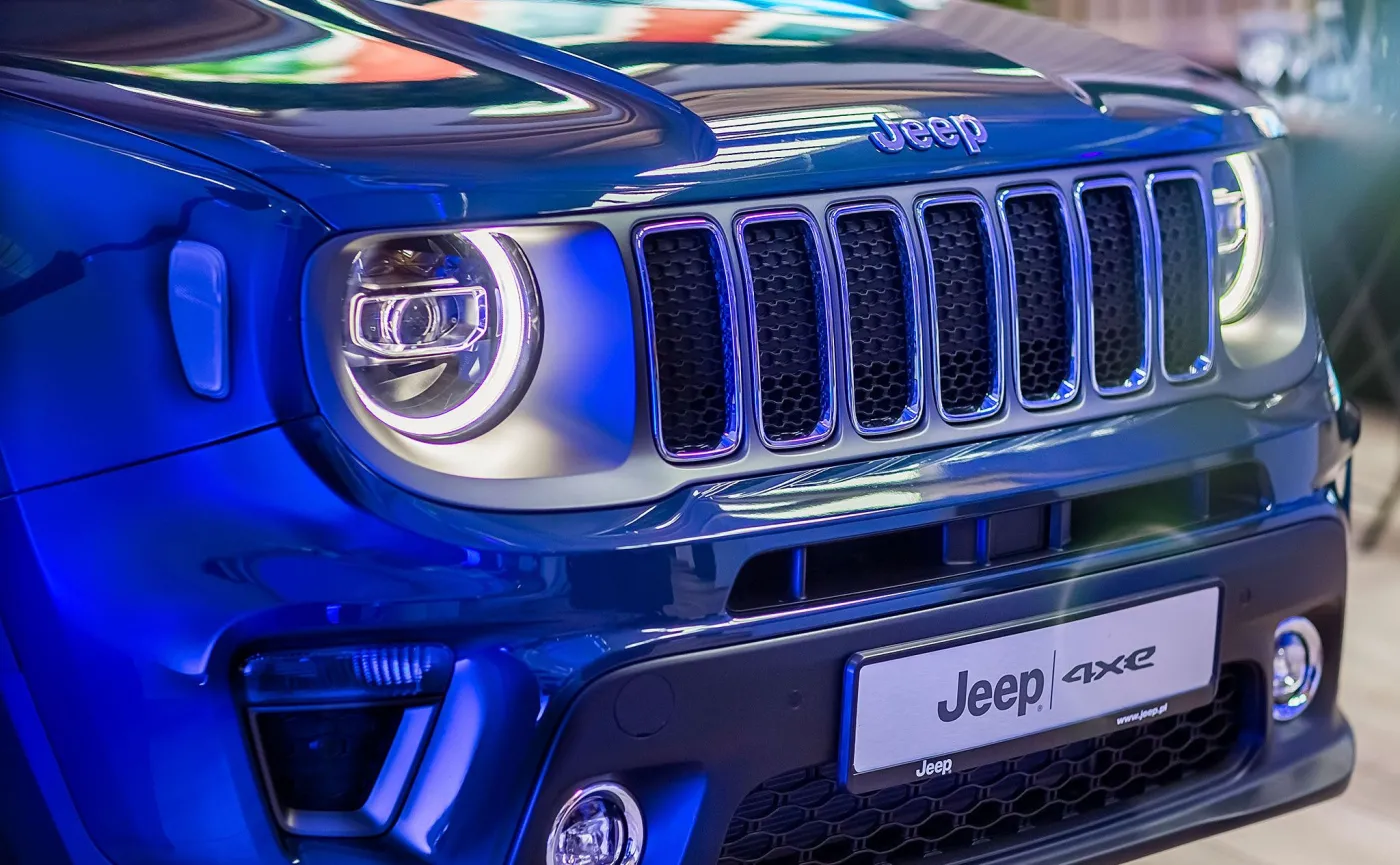 jeep-renegade-4xe-28274536.jpg