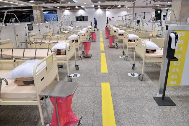 Szpitale tymczasowe mają być gotowe do końca listopada [LISTA]