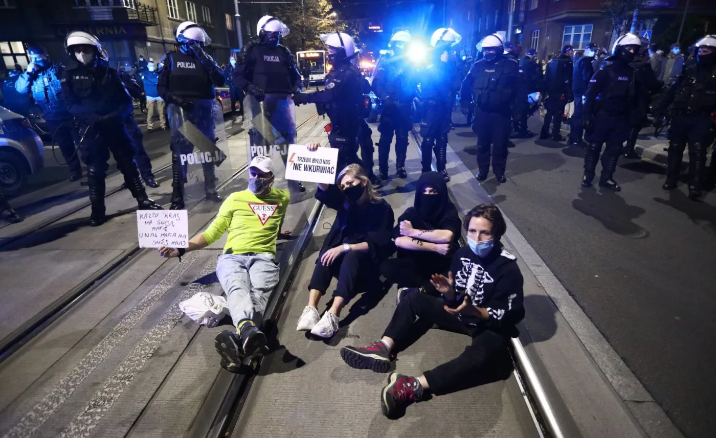 Protesty to pucz inspirowany przez zagranicę? Wiceszef Trybunału Stanu pisze do Ziobry