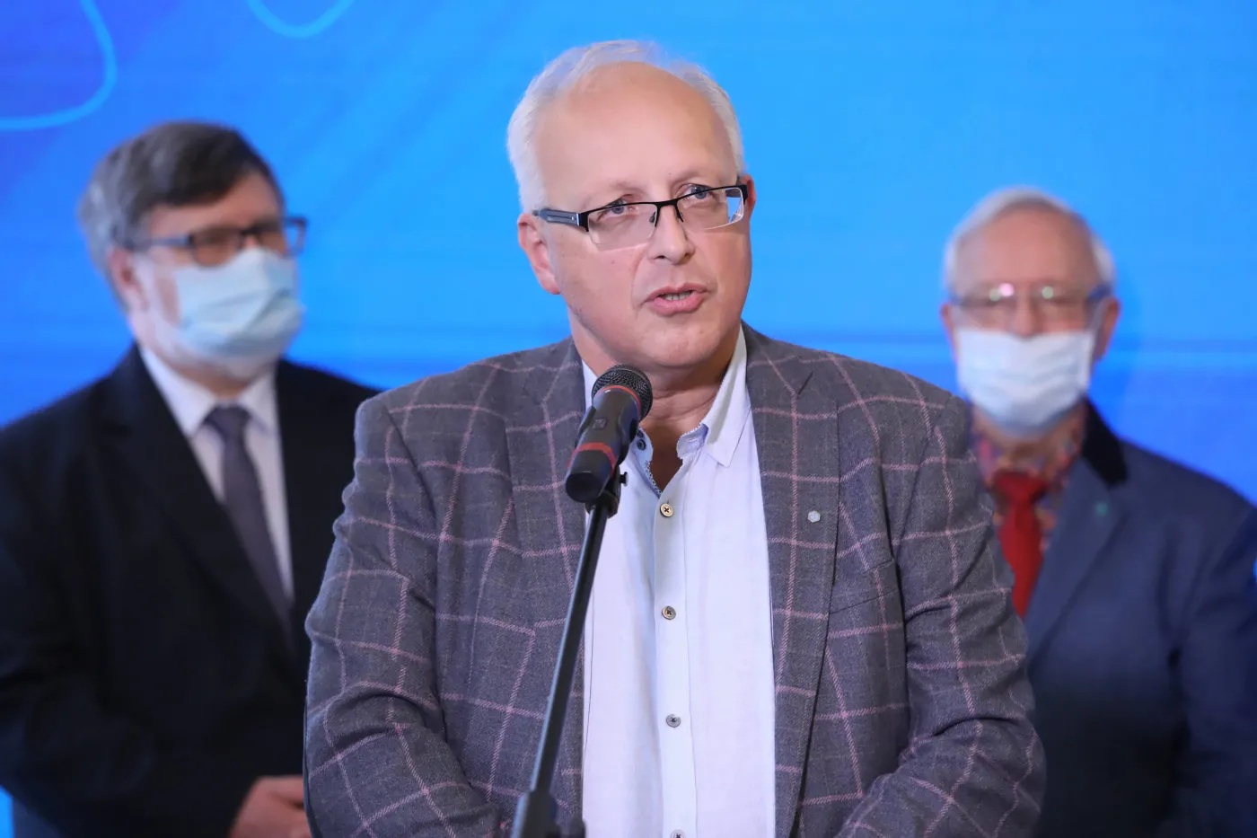 Ilu Polaków jest odpornych na koronawirusa? Prof. Flisiak wyjaśnia