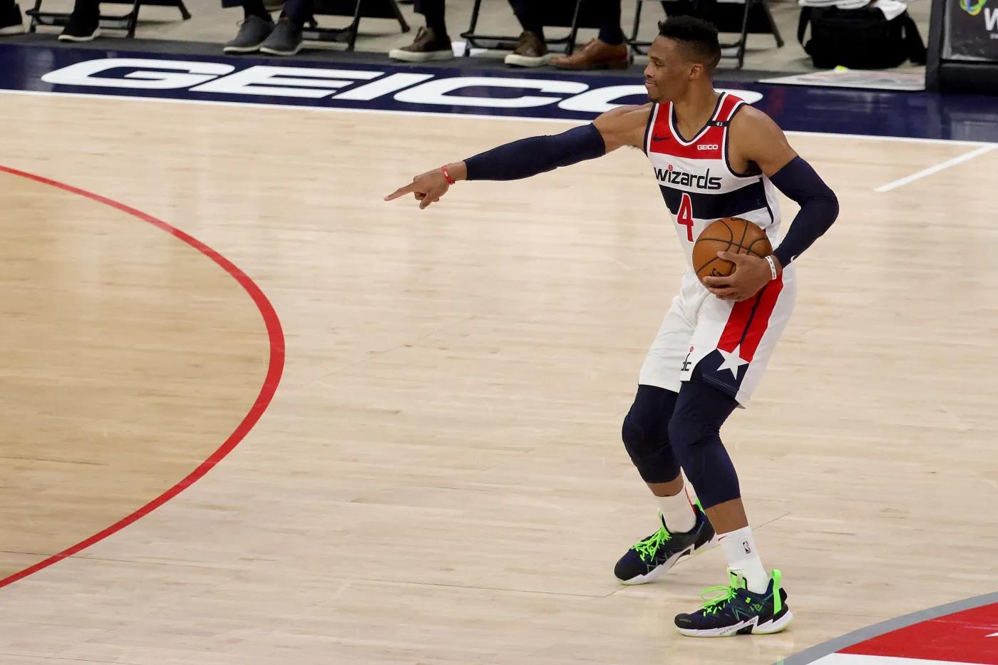 Russell Westbrook zadebiutował w nowych barwach. Wizards lepsi od Pistons
