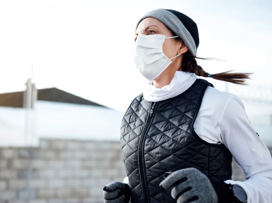 Aktywność fizyczna w smogu - więcej szkód niż pożytku. Jak konkretnie wpływa na ciało?