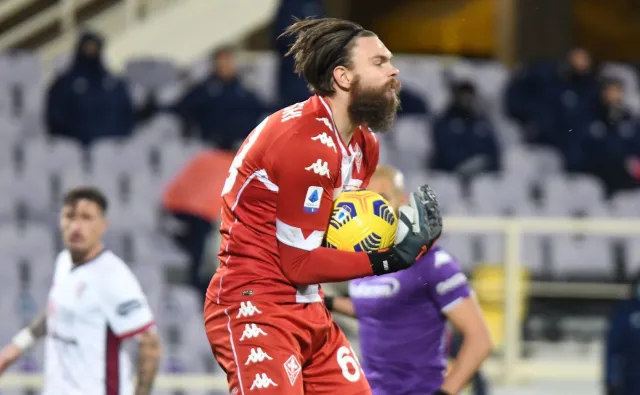 Drągowski obronił karnego, Fiorentina pokonała Cagliari