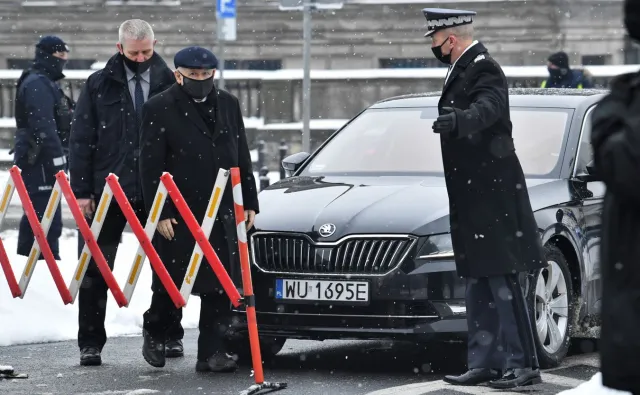 Kaczyński wziął wszystkie istniejące po 1989 patologie i uczynił je jeszcze większymi [FELIETON]