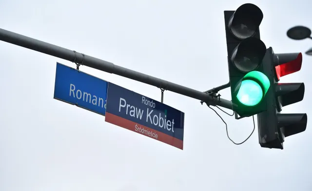 Rondo Praw Kobiet zamiast Ronda Dmowskiego? Jaruzelska: Zaczęliśmy dostawać setki e-maili