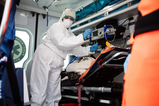 Znów ponad 21 tys. zakażeń koronawirusem w Polsce. NOWE DANE