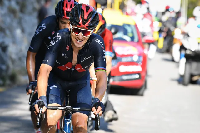 Kwiatkowski na metę wyścigu Mediolan-San Remo dojechał ze złamanym żebrem