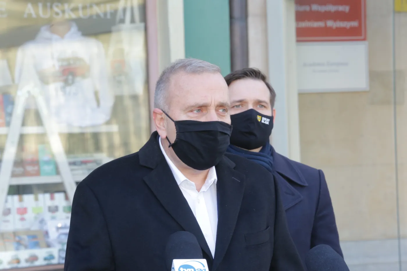 Schetyna: Traktowałbym kościoły jak rozsadniki zakażeń. Powinno się je zamknąć