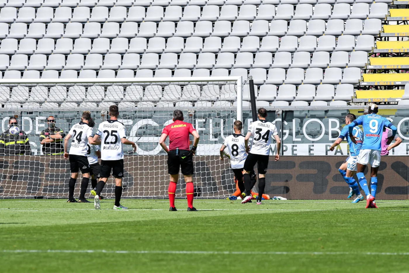 Zieliński z golem i asystą. Mistrzowska forma Interu [WIDEO]