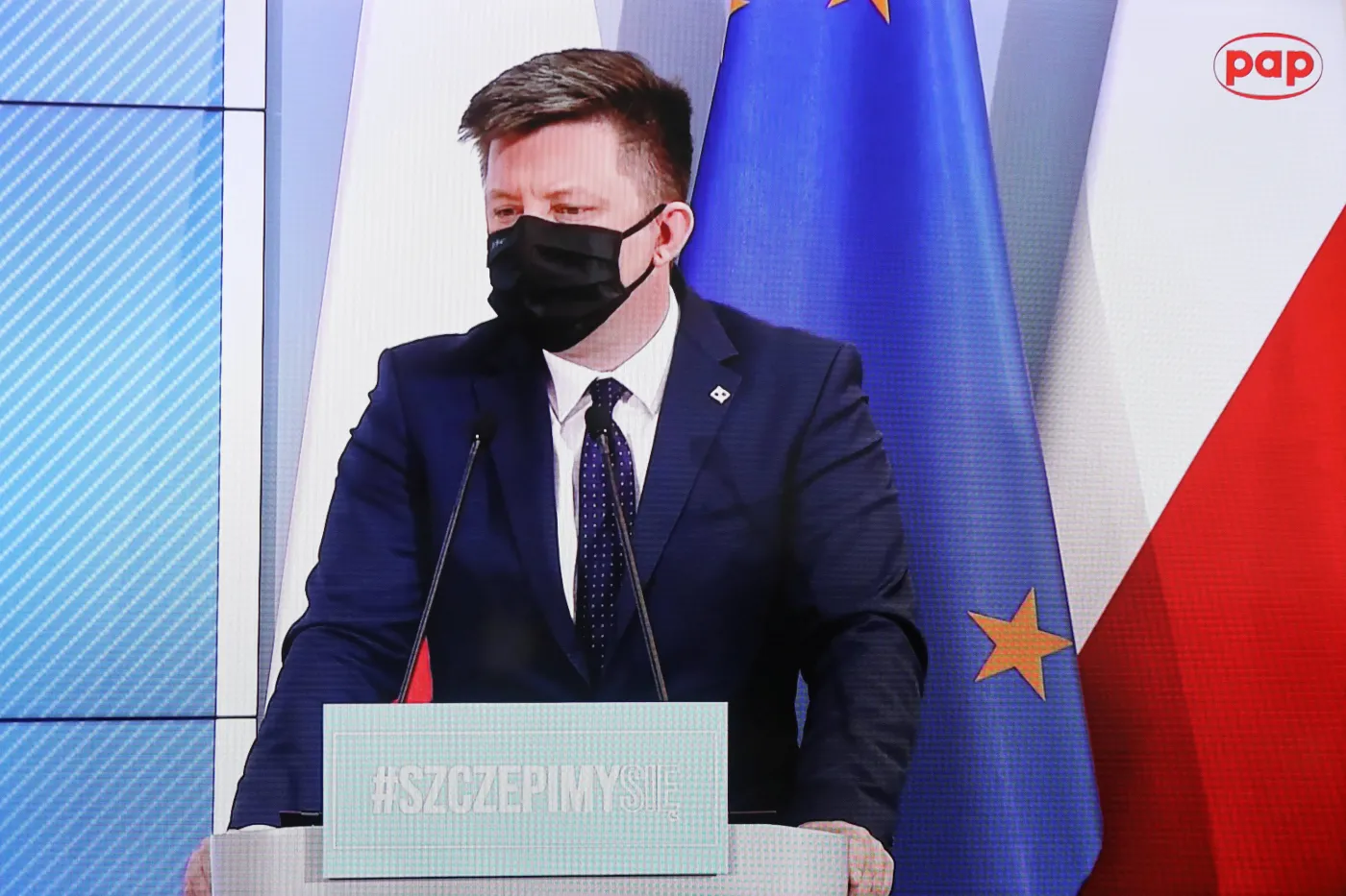 Dworczyk: Pracownicy pięciu instytucji dostali zgodę na szybsze szczepienia